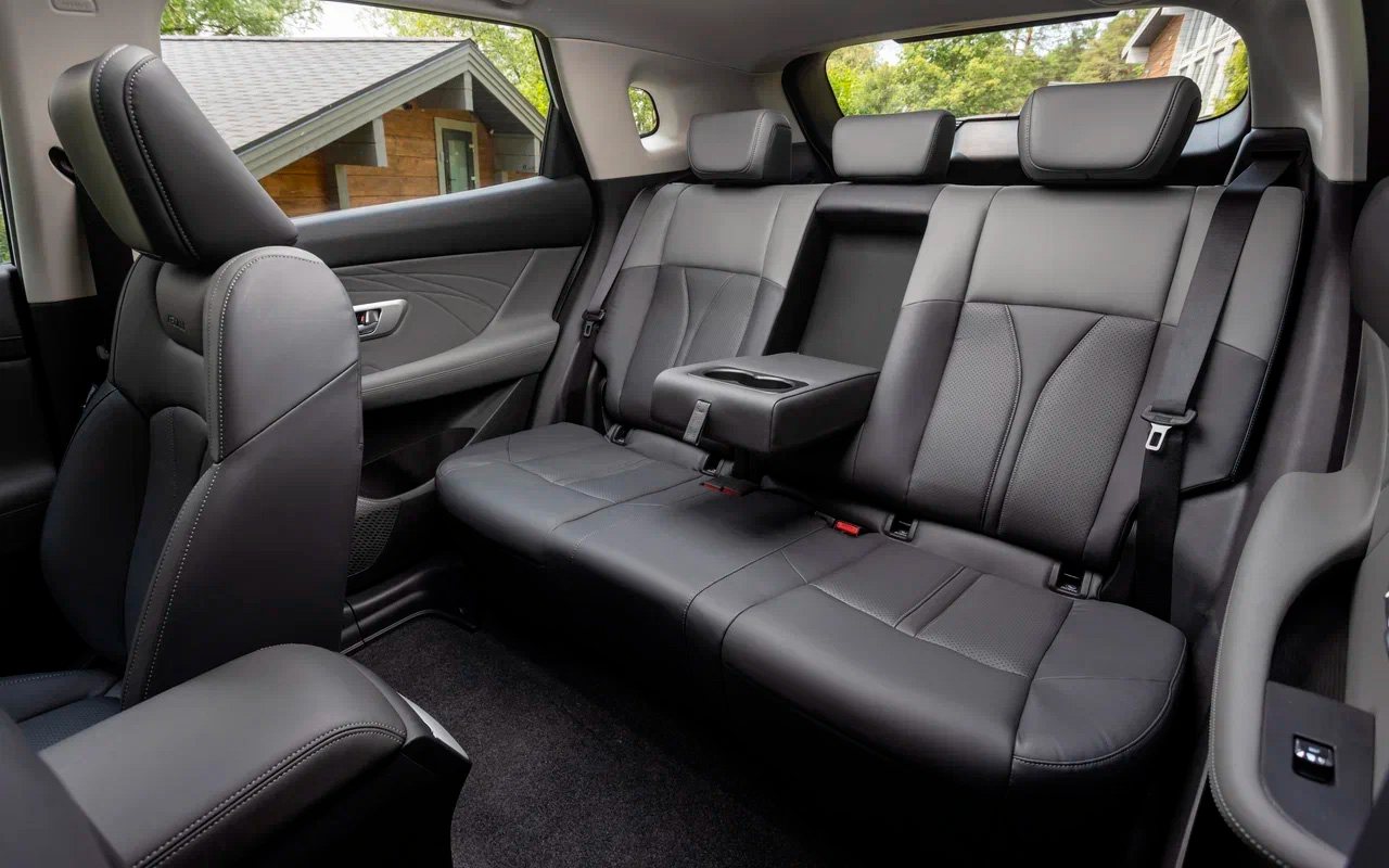 DongFeng Huge 2025 espacio interior