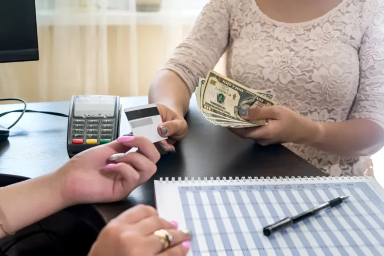 Comprar al contado o a crédito un vehículo