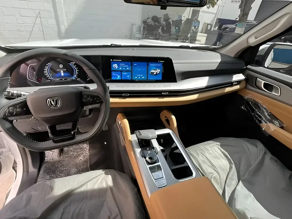 Interior de la Changan Hunter Plus 2026